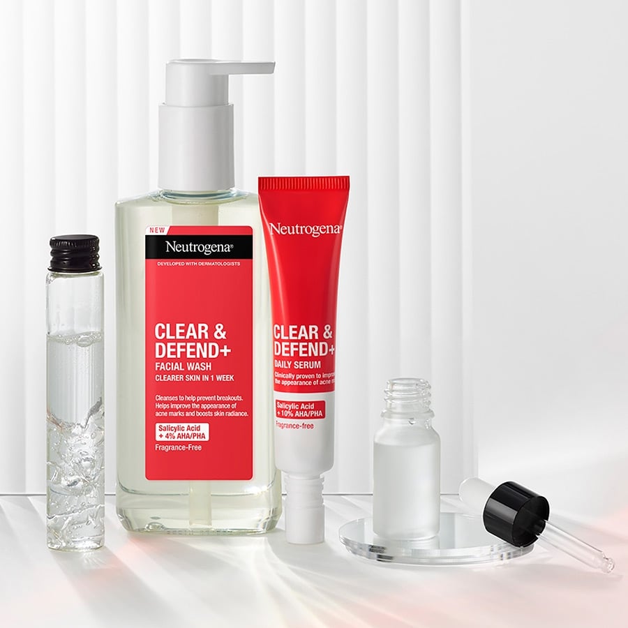 Neutrogena® Clear & Defend+ Facial Wash with AHA /BHA /PHA