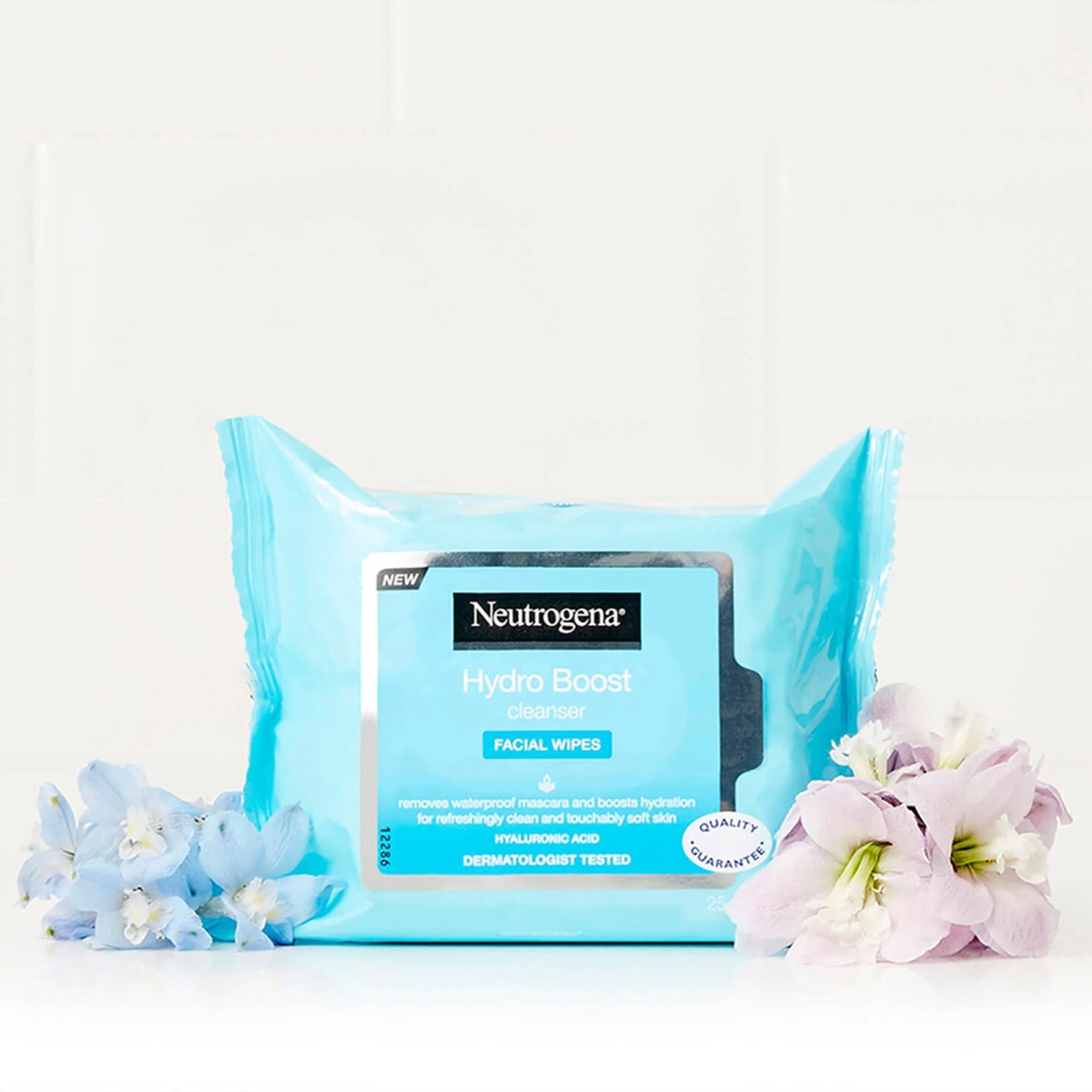 Hydro Boost Cleansing Facial Wipes 